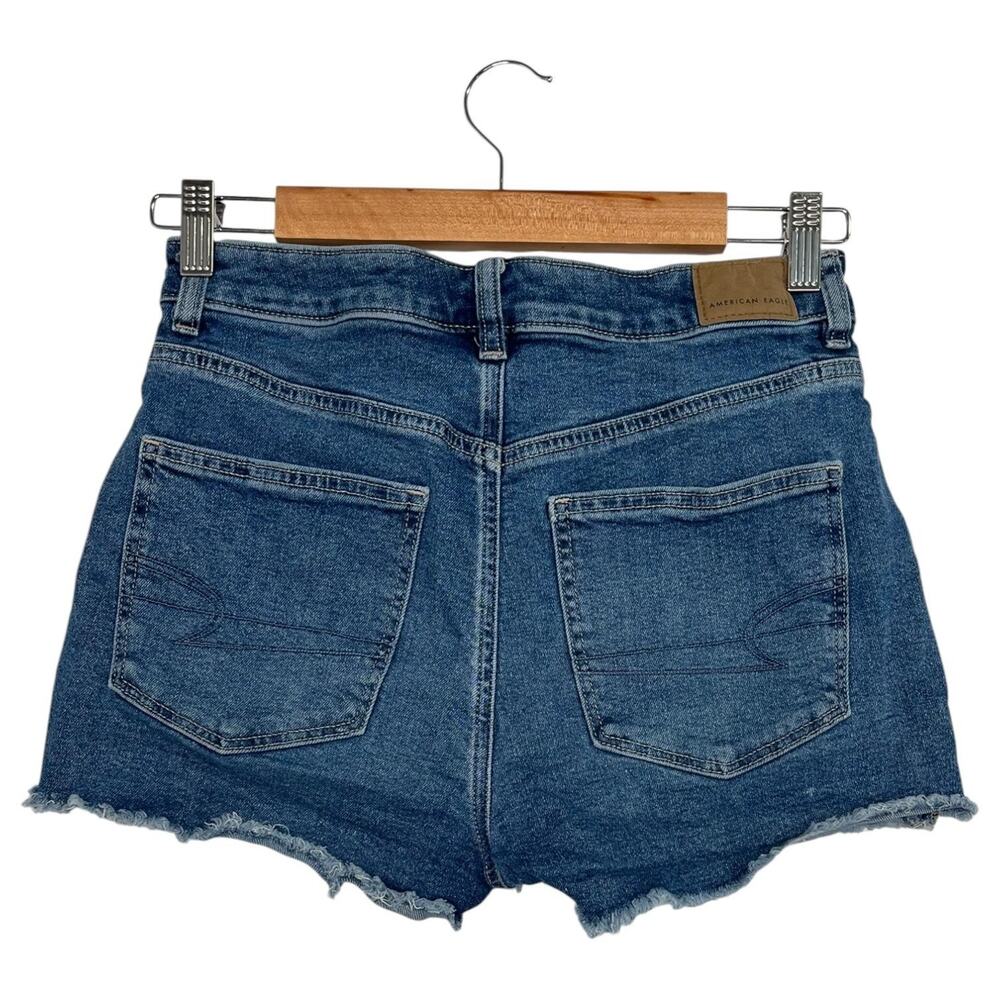 American Eagle Shorts Womens 4 Blue Denim Mom Short High Rise Frayed Hem Stretch - Picture 2 of 15